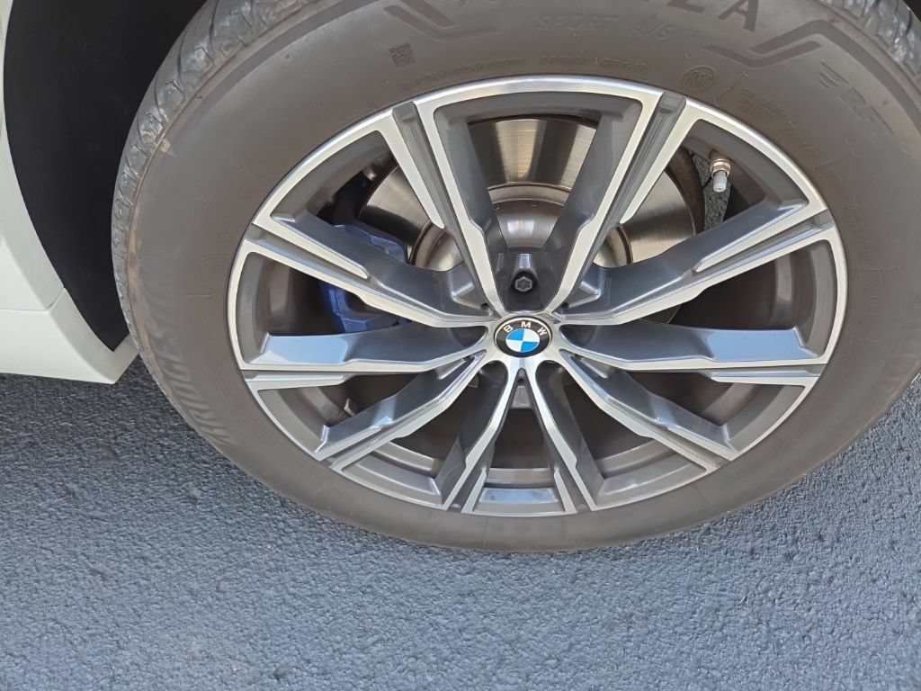 Used 2023 BMW X5 M50i w/ Executive Package AWD/4WD image 23