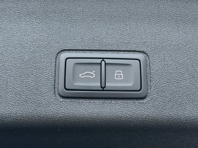 New 2026 Audi Q3 quattro 2.0T AWD/4WD image 12