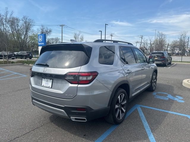 Used 2023 Honda Pilot Elite image 8