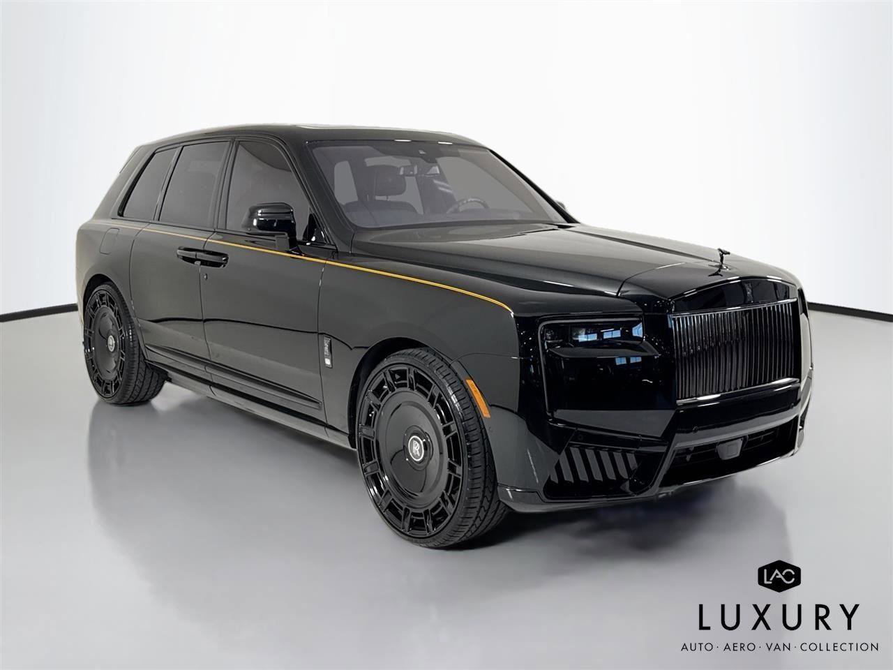 Used 2025 Rolls-Royce Cullinan Black Badge AWD/4WD image 3