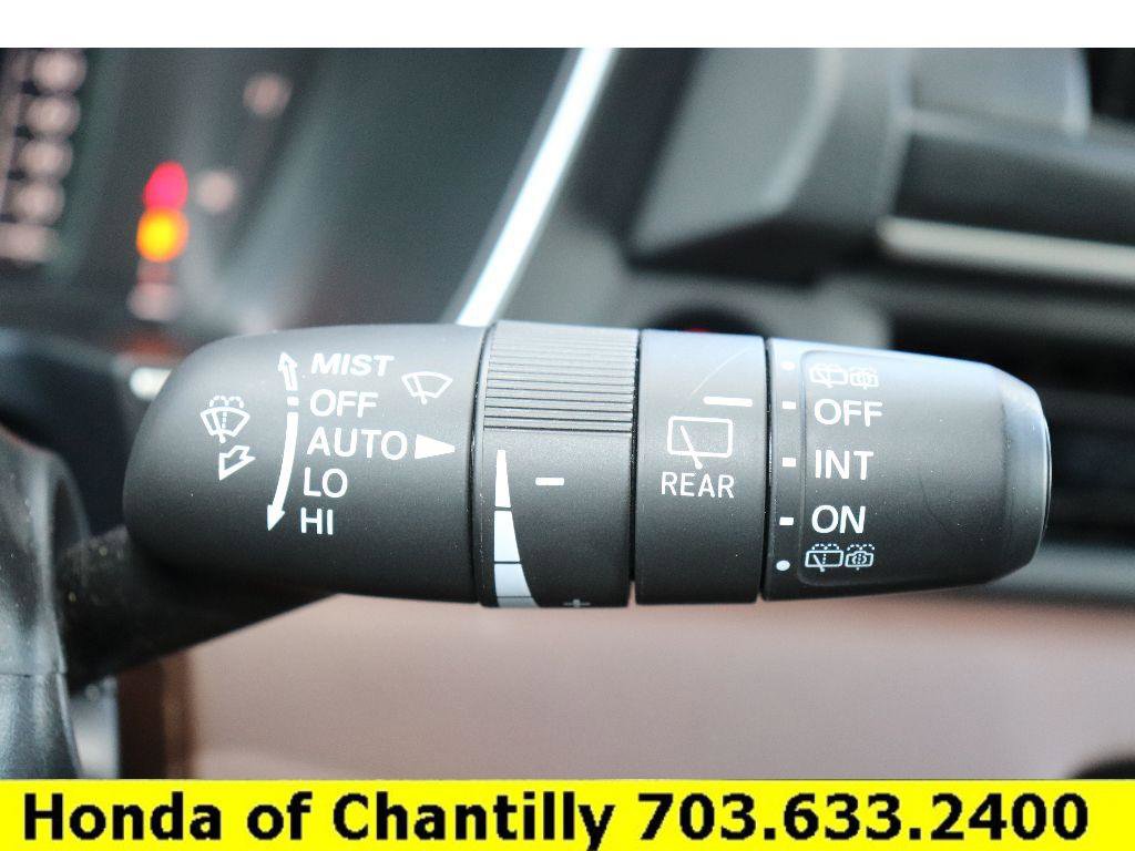 Used 2025 Honda Pilot Elite image 10