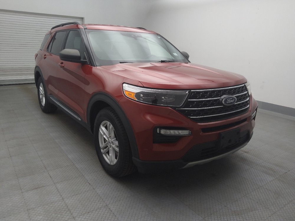 Used 2020 Ford Explorer XLT w/ Equipment Group 202A image 13
