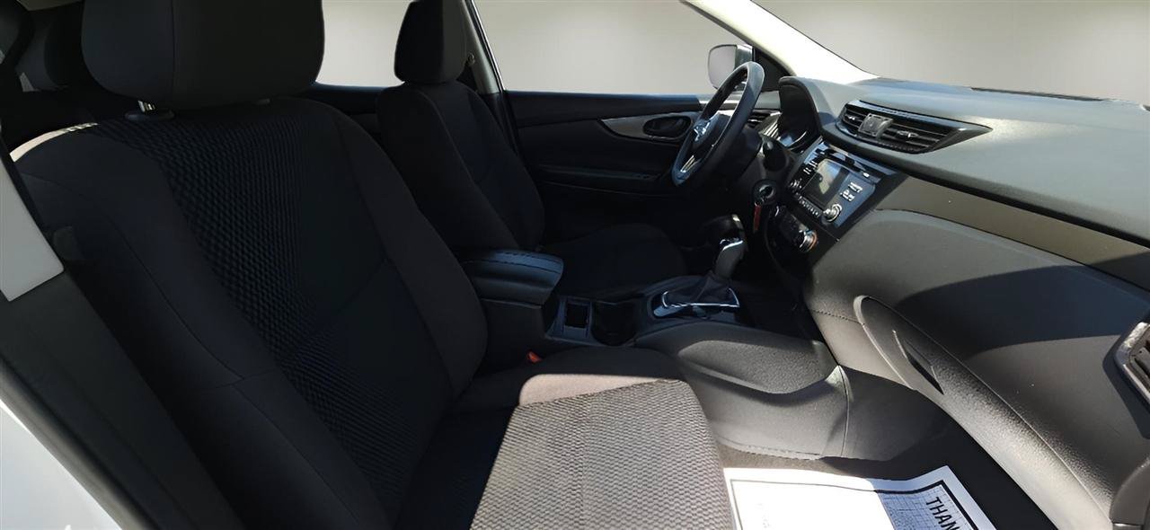 Used 2018 Nissan Rogue Sport S w/ S Appearance Package AWD/4WD image 32