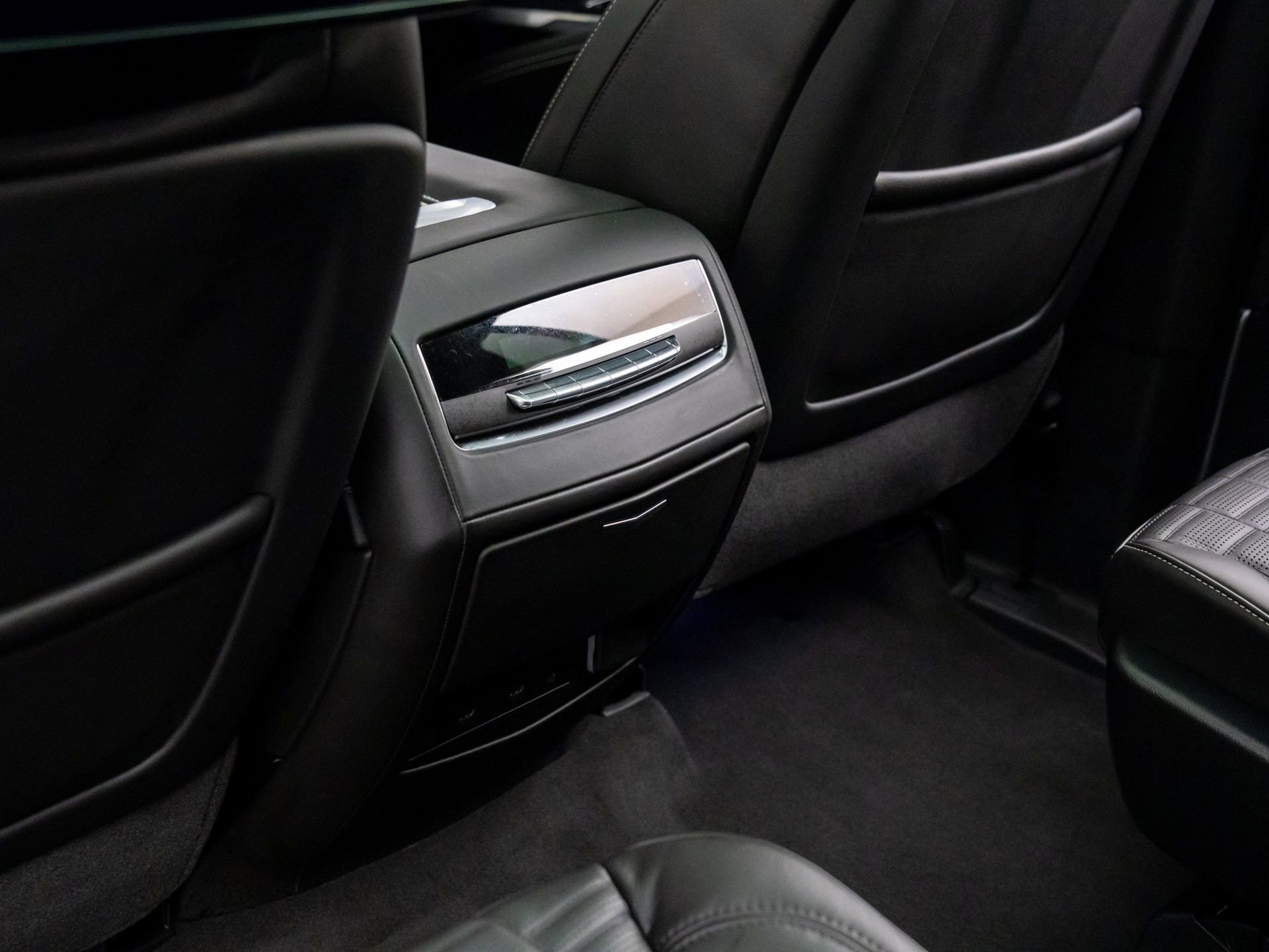 New 2026 Cadillac Escalade Platinum Sport w/ LPO, ONYX Package image 21