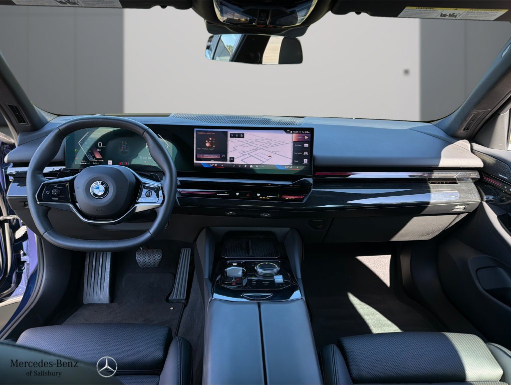 Used 2026 BMW 530i RWD image 7