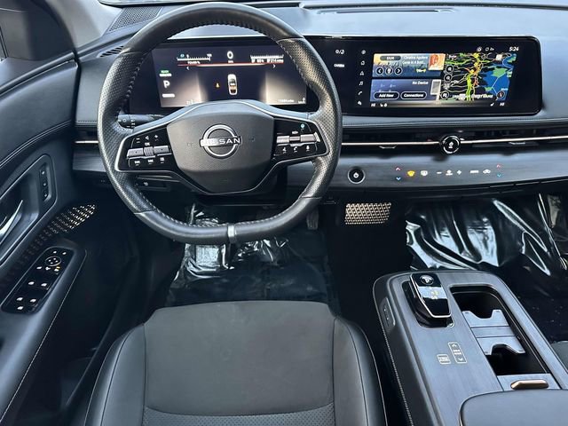 Used 2023 Nissan Ariya AWD image 16