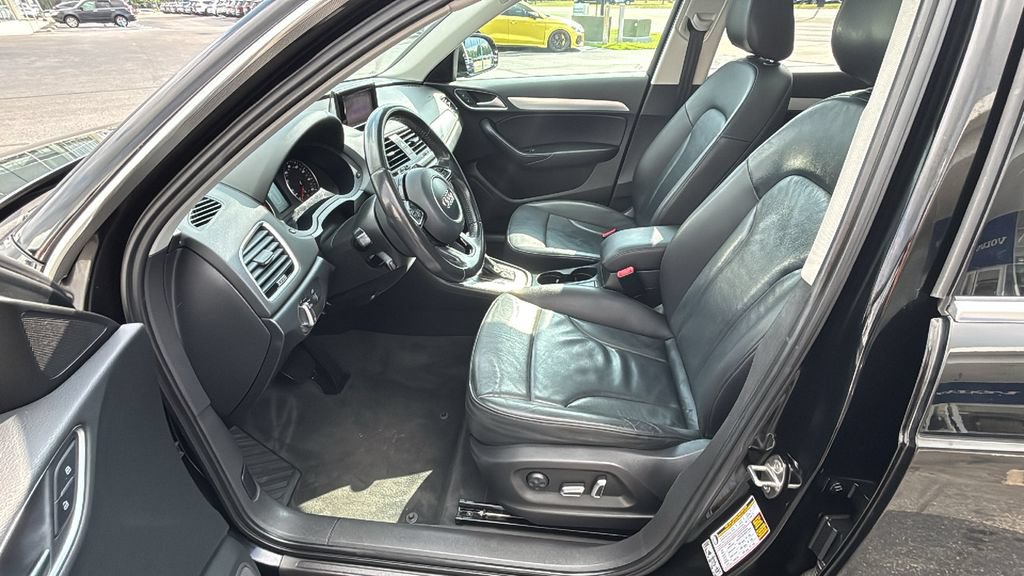 Used 2016 Audi Q3 2.0T Premium Plus AWD/4WD image 25