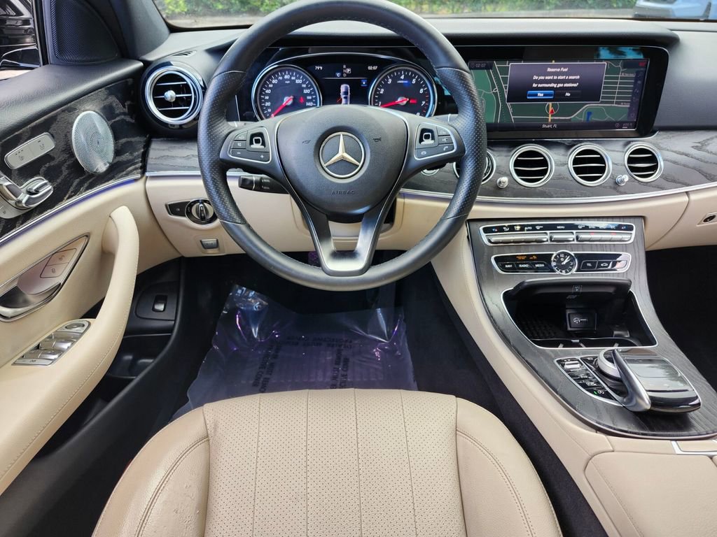 Used 2018 Mercedes-Benz E 300 image 7