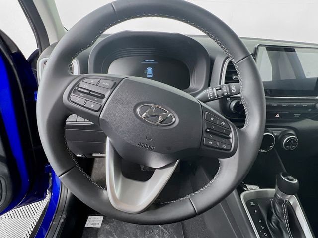 Certified 2025 Hyundai Venue SEL image 12