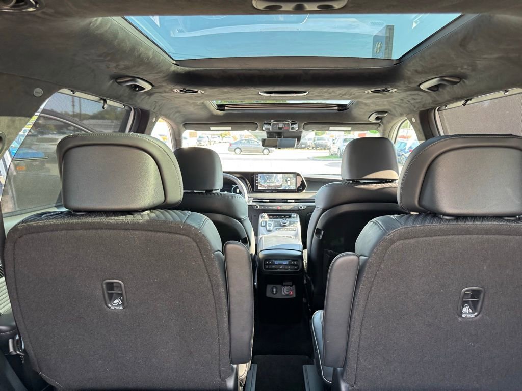 Used 2023 Hyundai Palisade Calligraphy image 35