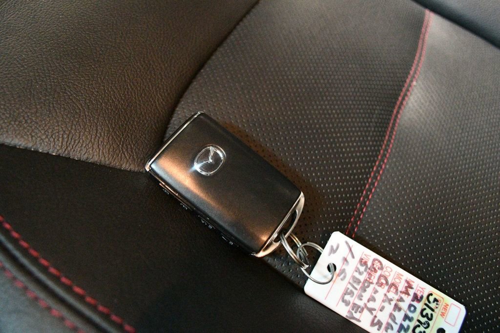 Used 2022 MAZDA CX-5 Carbon Edition image 72