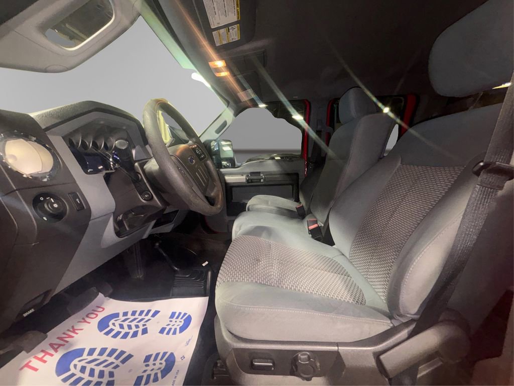 Used 2016 Ford F350 XLT w/ XLT Premium Package image 9