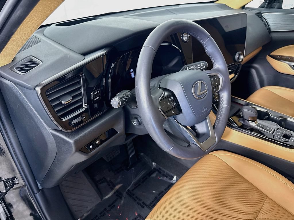 Used 2024 Lexus NX 350h AWD w/ Vision Package image 10