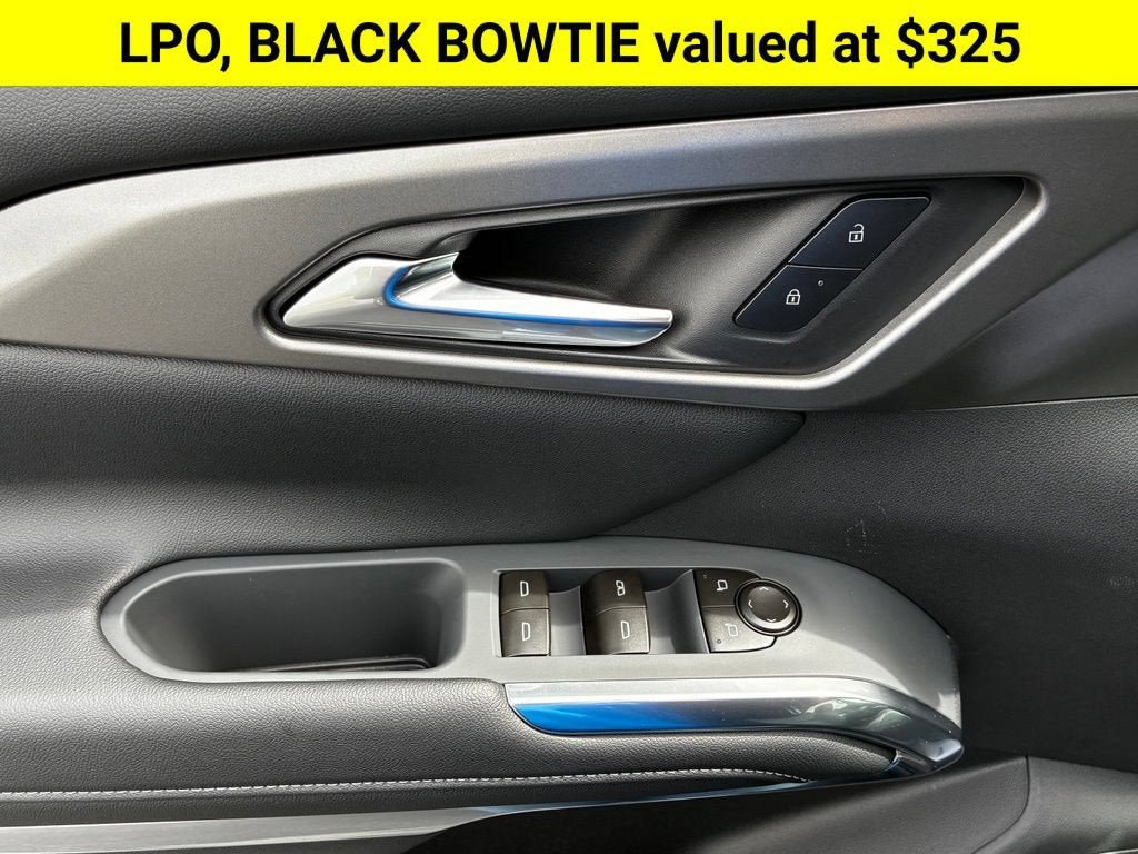 New 2027 Chevrolet Traverse LT w/ LPO, Floor Liner Package AWD/4WD image 4
