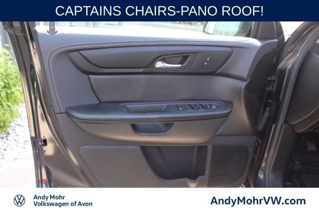 Used 2017 Chevrolet Traverse LT FWD image 16