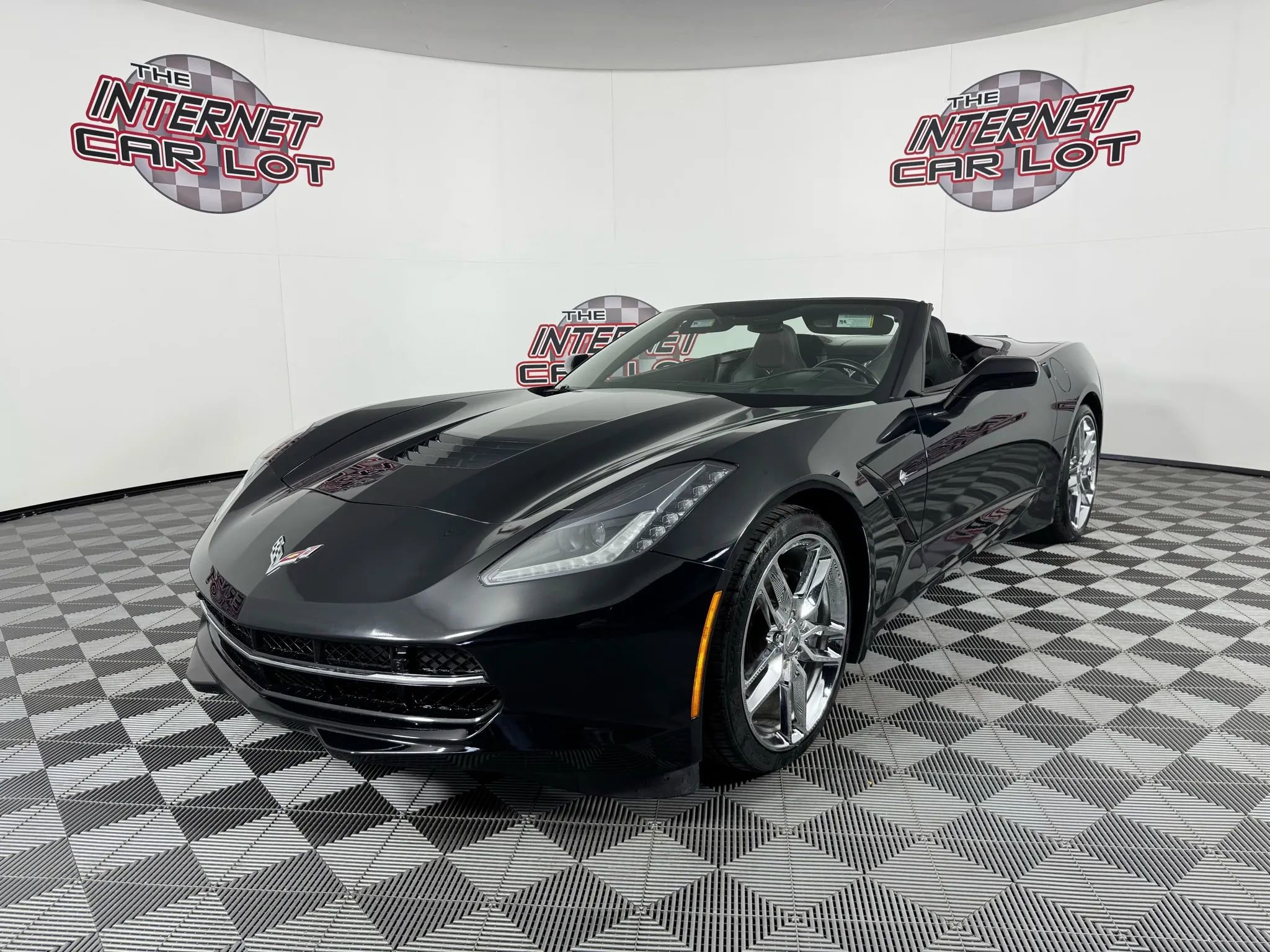 Used 2019 Chevrolet Corvette Stingray Convertible w/ 3LT Preferred Equipment Group image 5