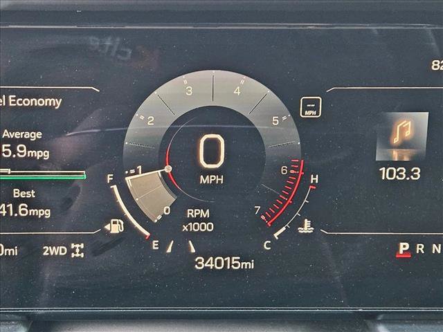 Used 2025 GMC Terrain Elevation AWD/4WD image 9