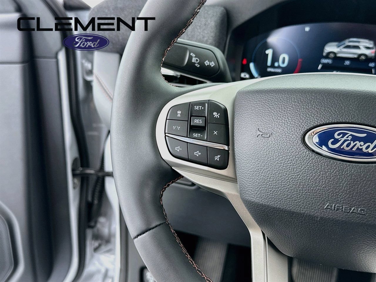 New 2026 Ford Explorer Active w/ Active Comfort Package AWD/4WD image 15