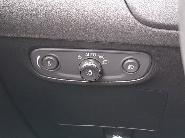 Used 2023 Buick Encore GX Select w/ Safety Package II image 24