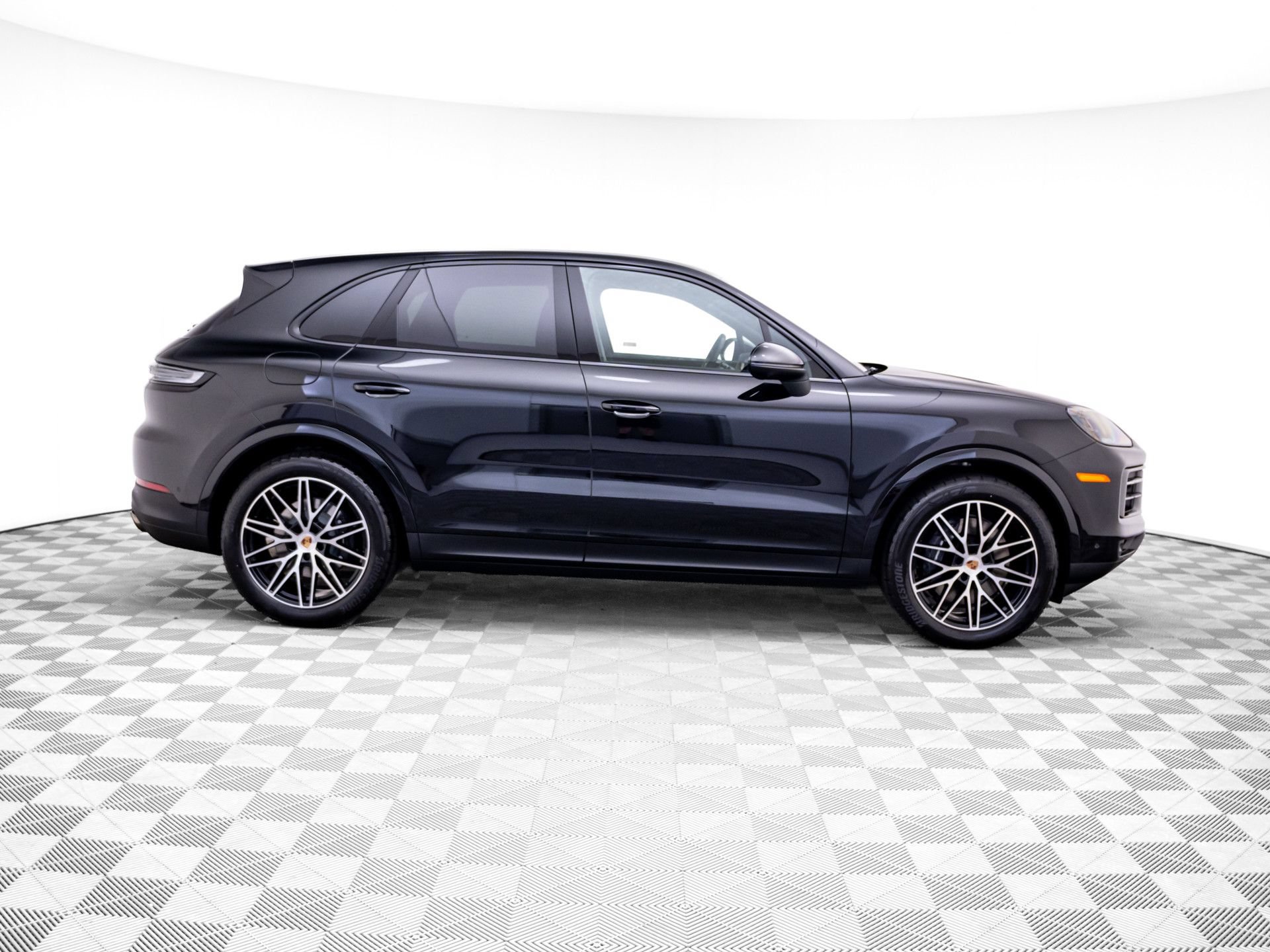 New 2026 Porsche Cayenne AWD/4WD image 7