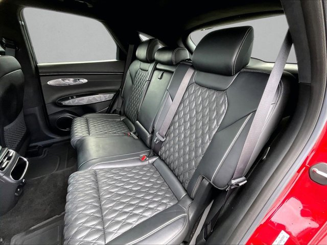 Used 2022 Genesis GV70 3.5T Sport w/ Sport Advanced Package image 28