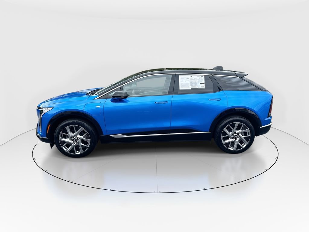Used 2025 Cadillac Optiq Luxury 1 AWD/4WD image 5