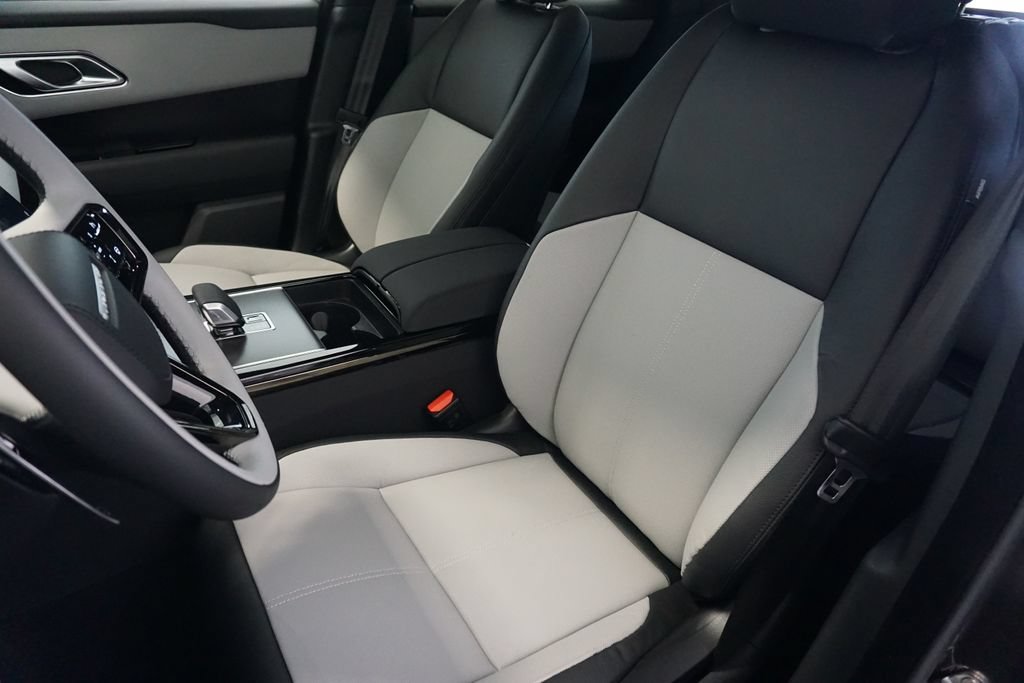 New 2026 Land Rover Range Rover Velar Dynamic SE AWD/4WD image 20