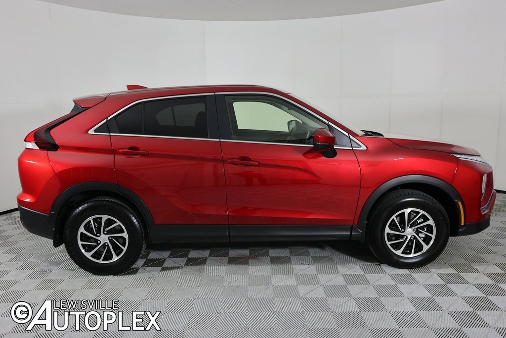 Used 2025 Mitsubishi Eclipse Cross ES image 4
