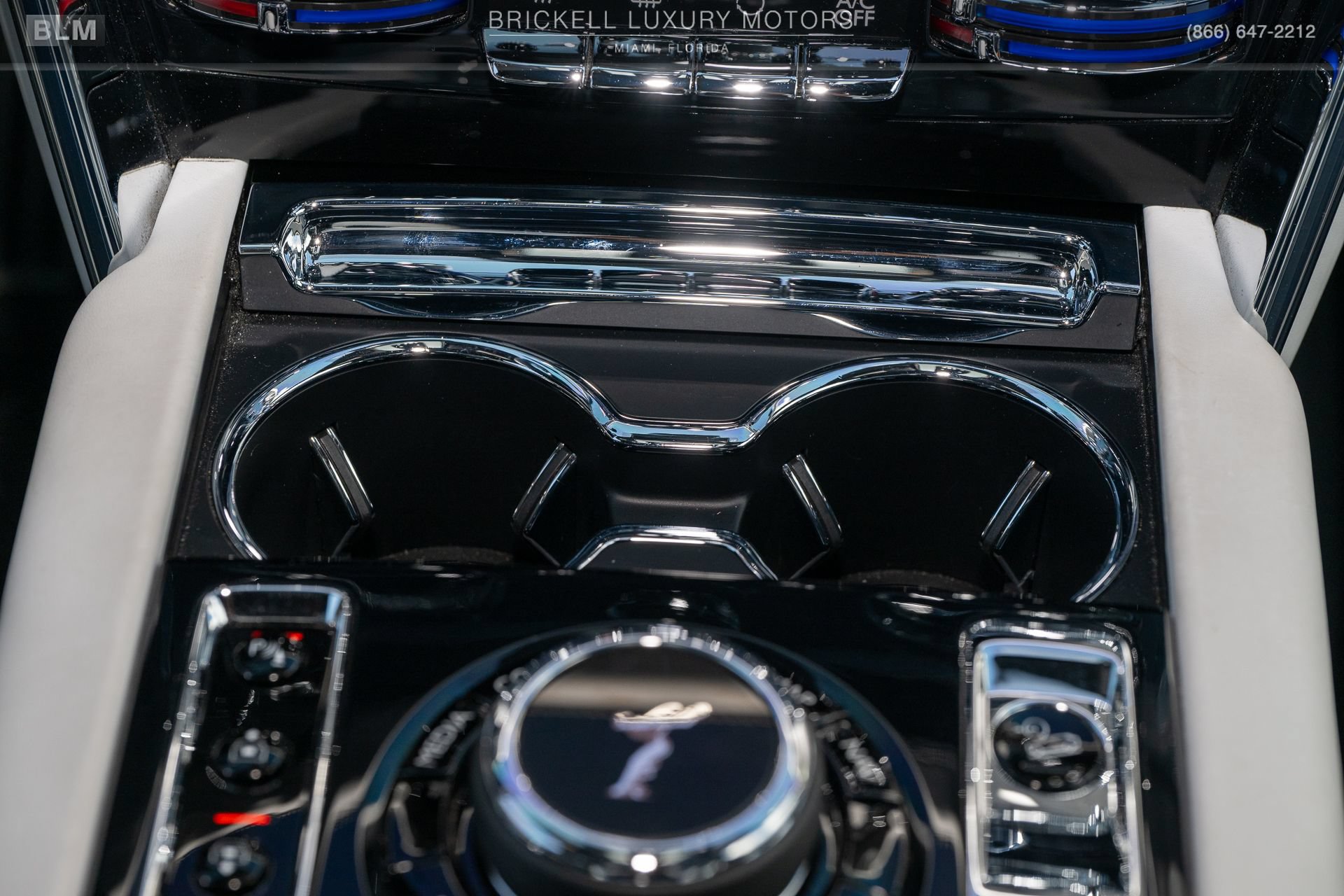 Used 2022 Rolls-Royce Cullinan AWD/4WD image 36