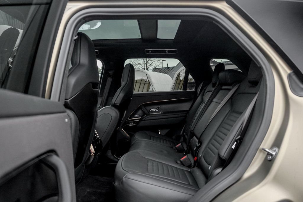 Used 2024 Land Rover Range Rover Sport SV Edition One Carbon Bronze AWD/4WD image 19