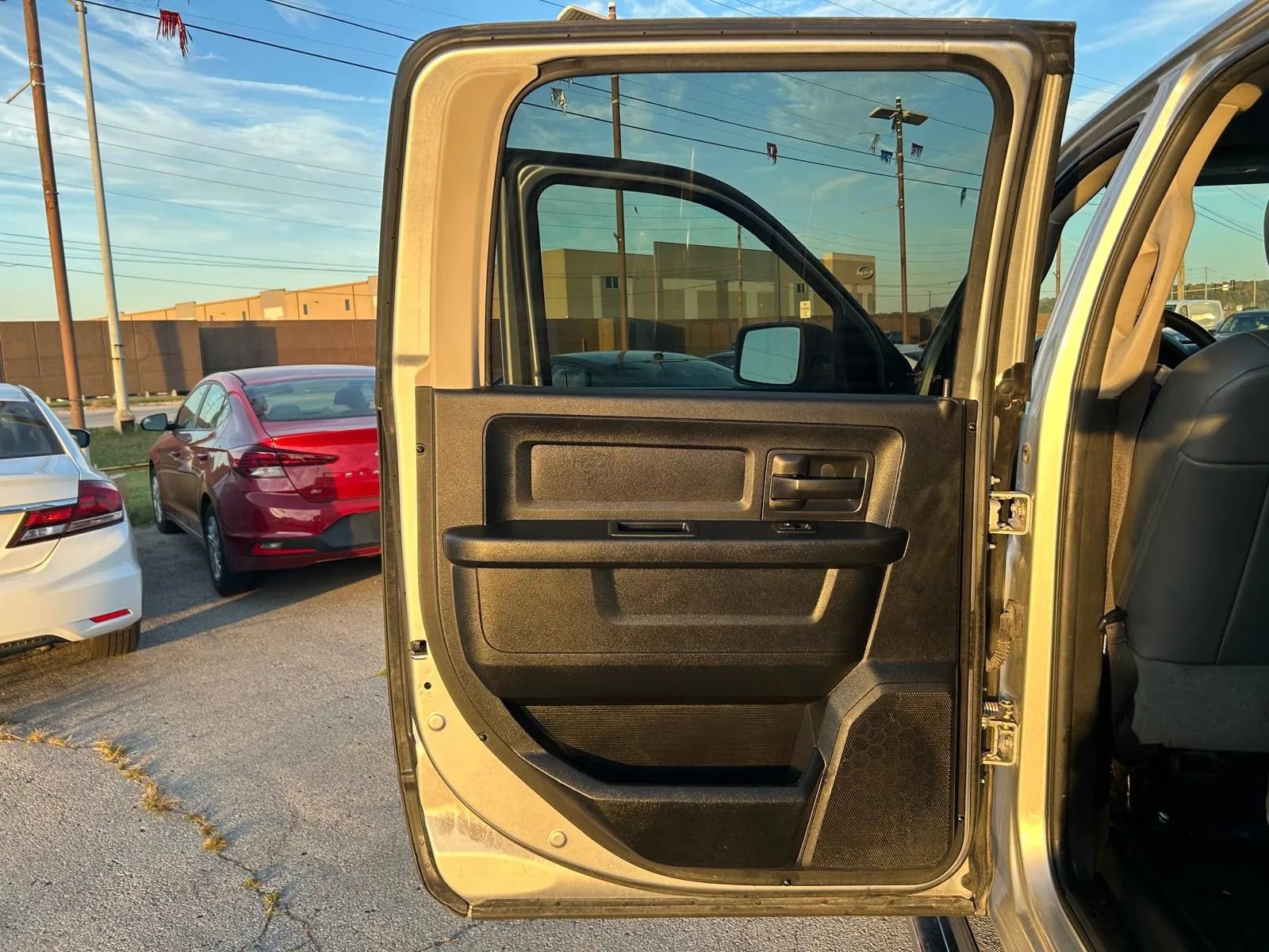 Used 2017 RAM 2500 Tradesman image 11