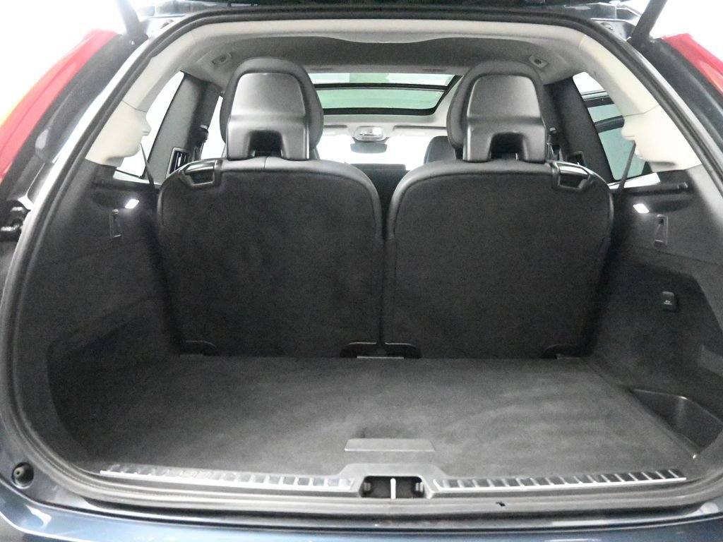 Used 2024 Volvo XC90 B6 Plus image 23