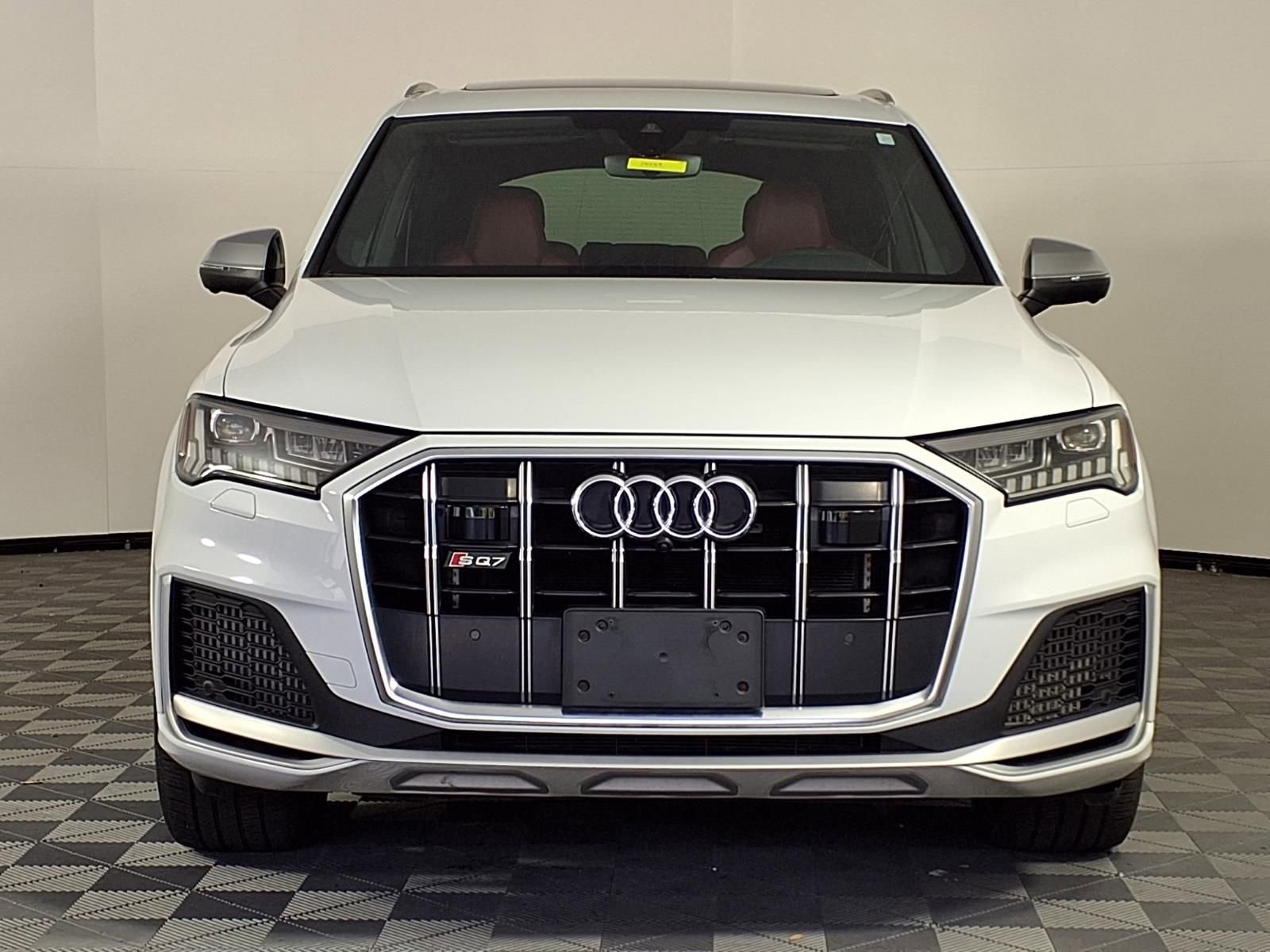 Used 2021 Audi SQ7 Premium Plus w/ Driver Assistance Package AWD/4WD image 2