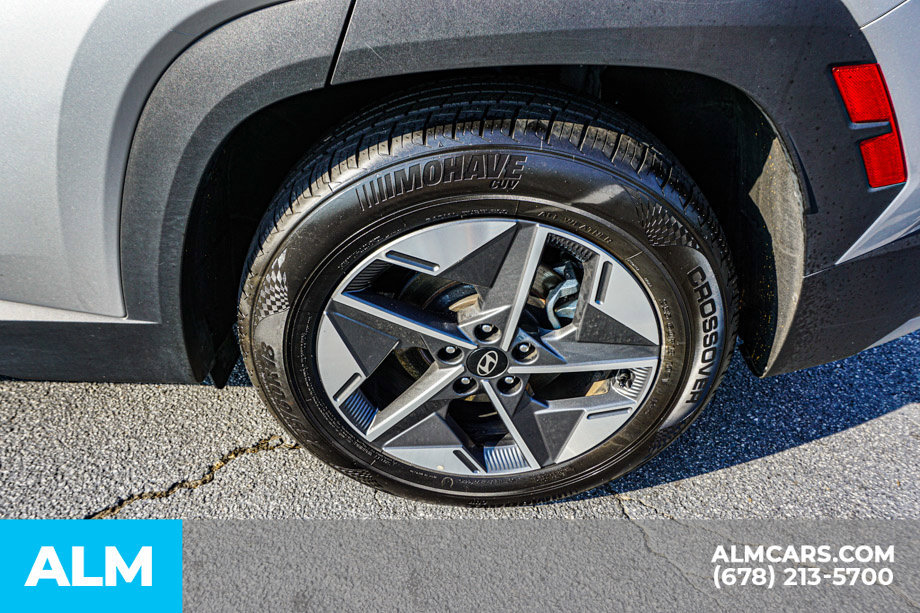 Used 2025 Hyundai Tucson SEL FWD image 16