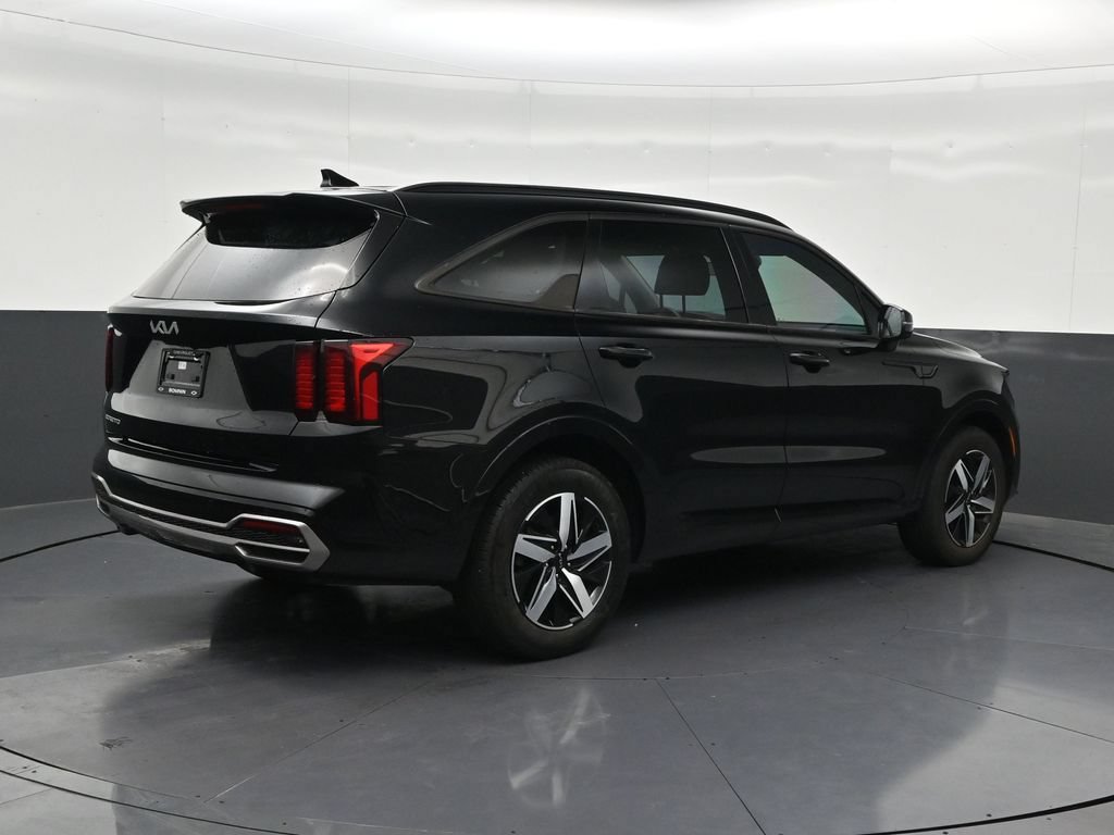 Used 2023 Kia Sorento S FWD image 5