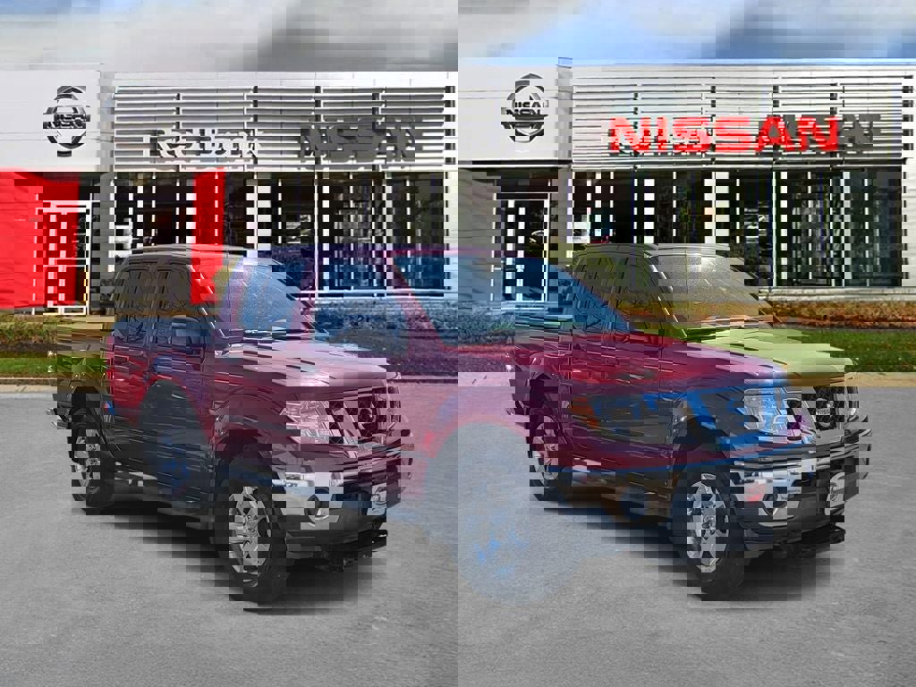 Used 2011 Nissan Frontier SV image 1