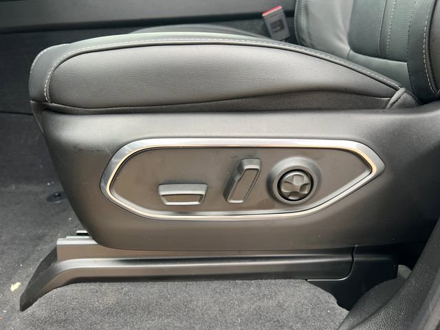 New 2026 Jeep Grand Wagoneer 4WD image 12