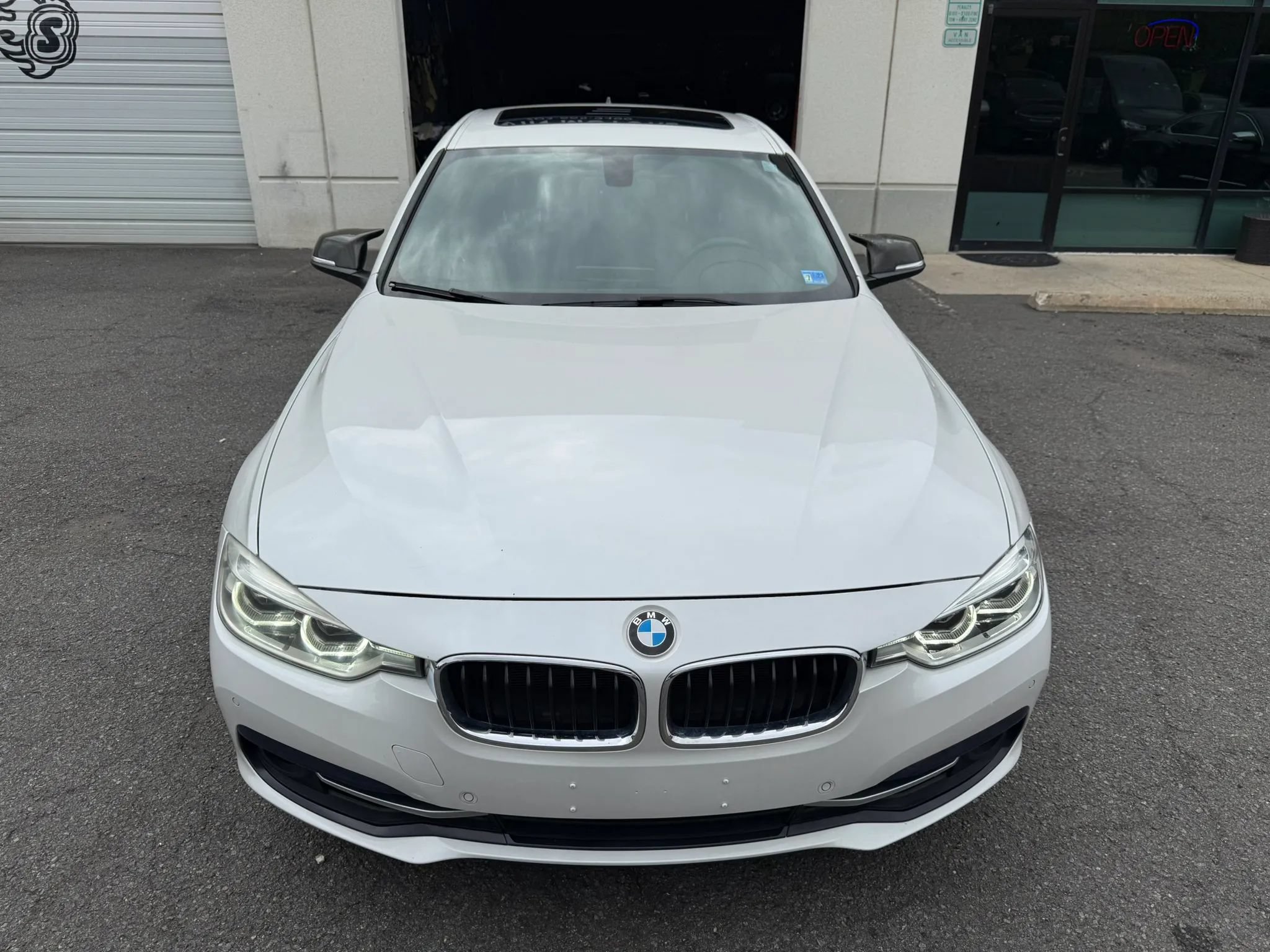 Used 2016 BMW 340i xDrive Sedan AWD/4WD image 7