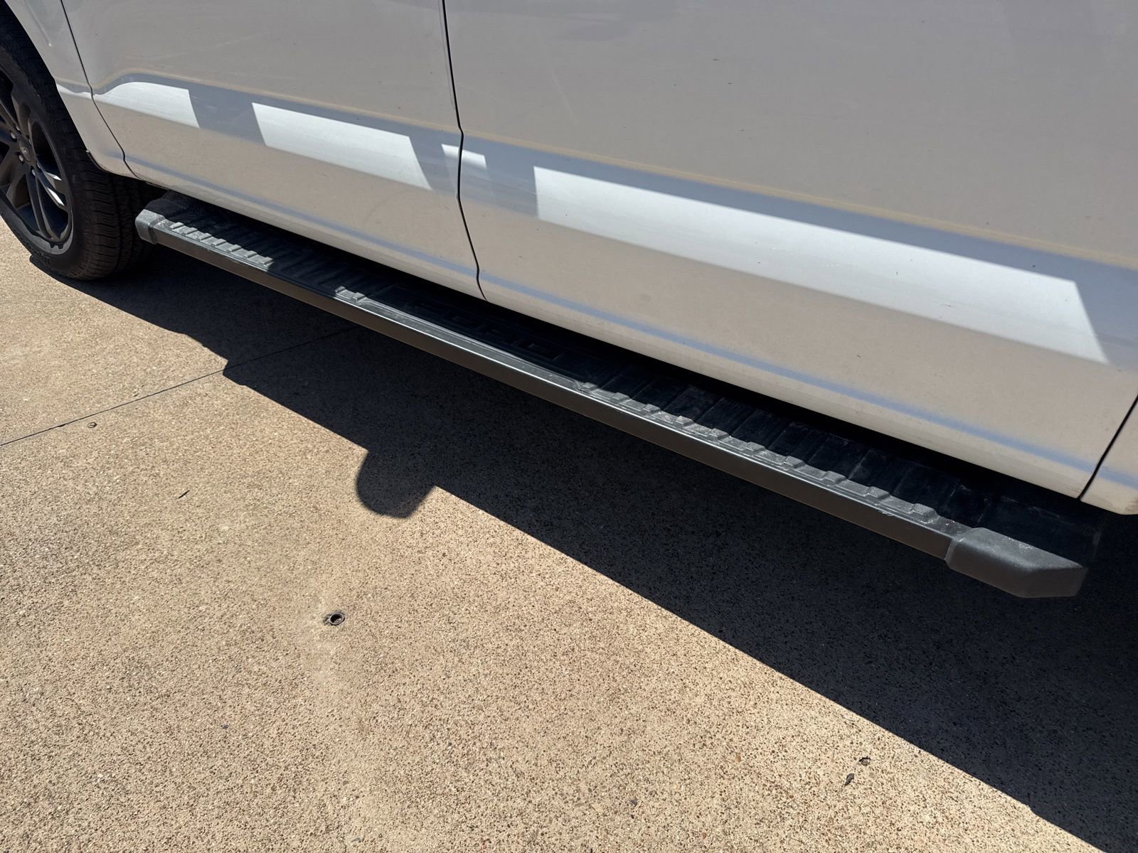 Used 2023 Ford F150 Lariat image 11