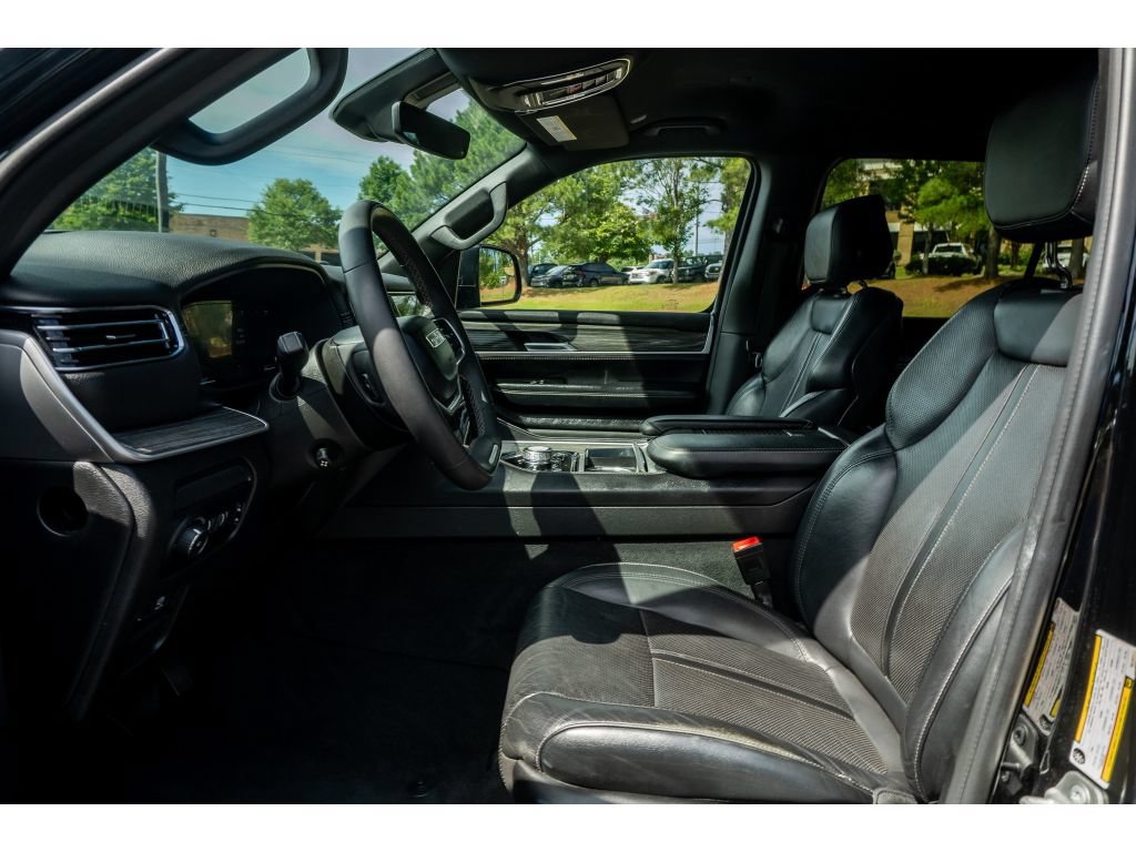 Used 2022 Jeep Wagoneer Series III AWD/4WD image 11