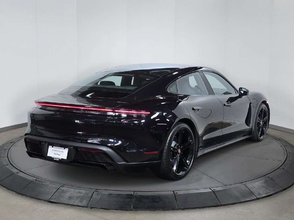 Used 2024 Porsche Taycan Turbo AWD/4WD image 7