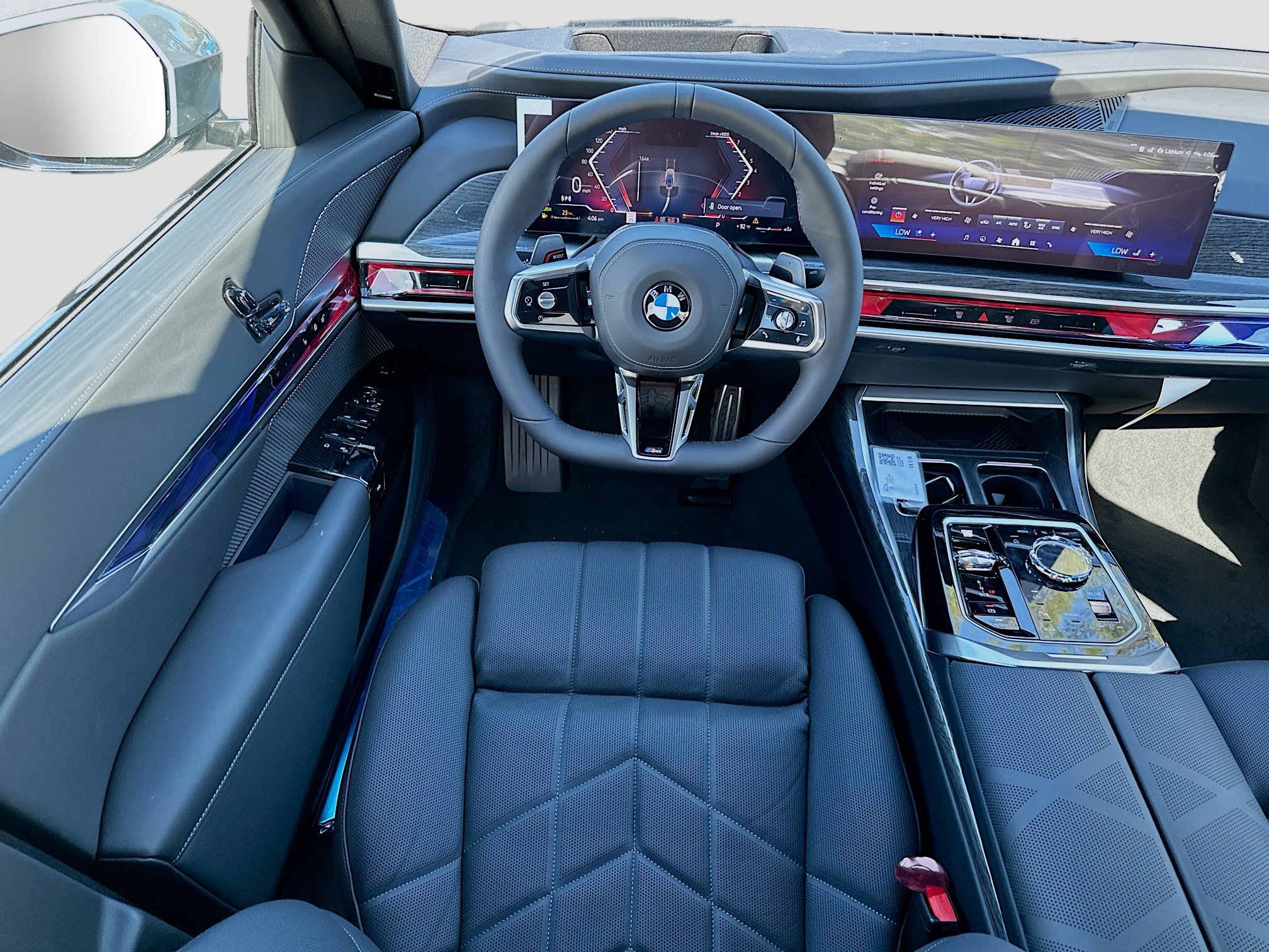 New 2026 BMW 740i w/ Executive Package RWD image 17