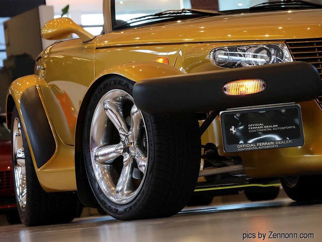 Used 2002 Chrysler Prowler RWD image 13