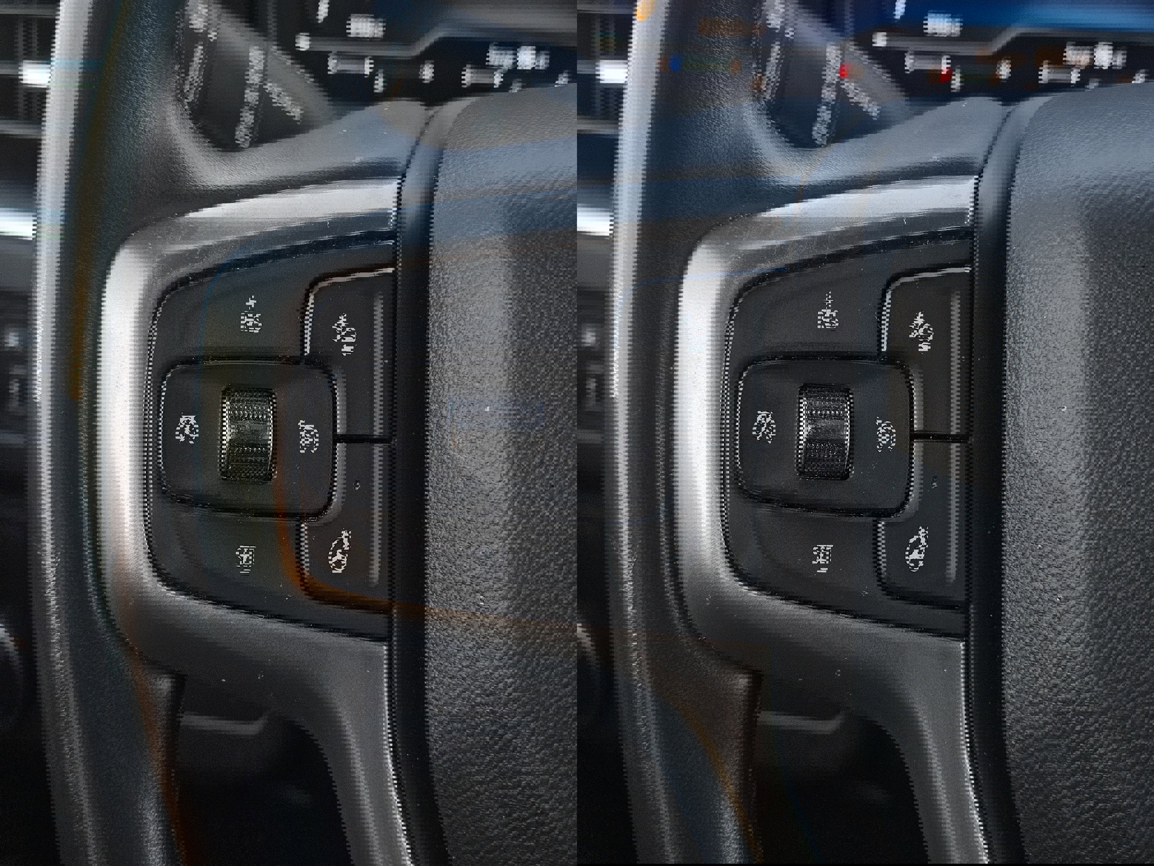 Used 2023 Chevrolet Suburban Premier image 14