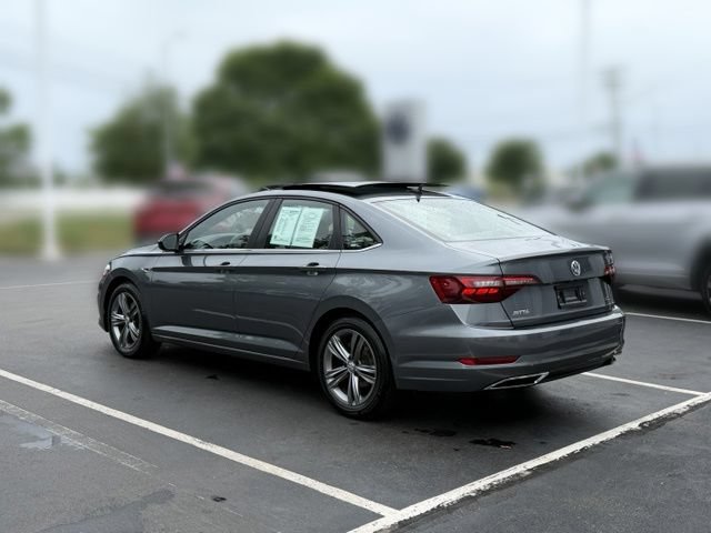 Used 2021 Volkswagen Jetta R-Line w/ R-Line Cold Weather Package FWD image 5