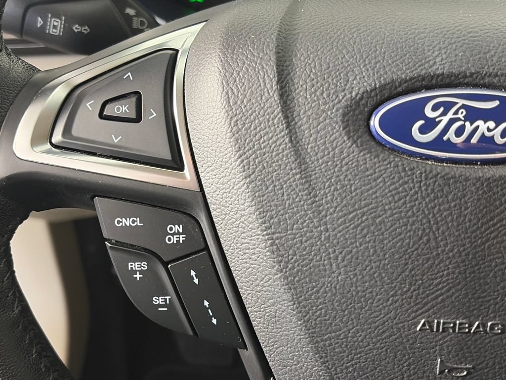 Certified 2019 Ford Fusion SEL FWD image 17