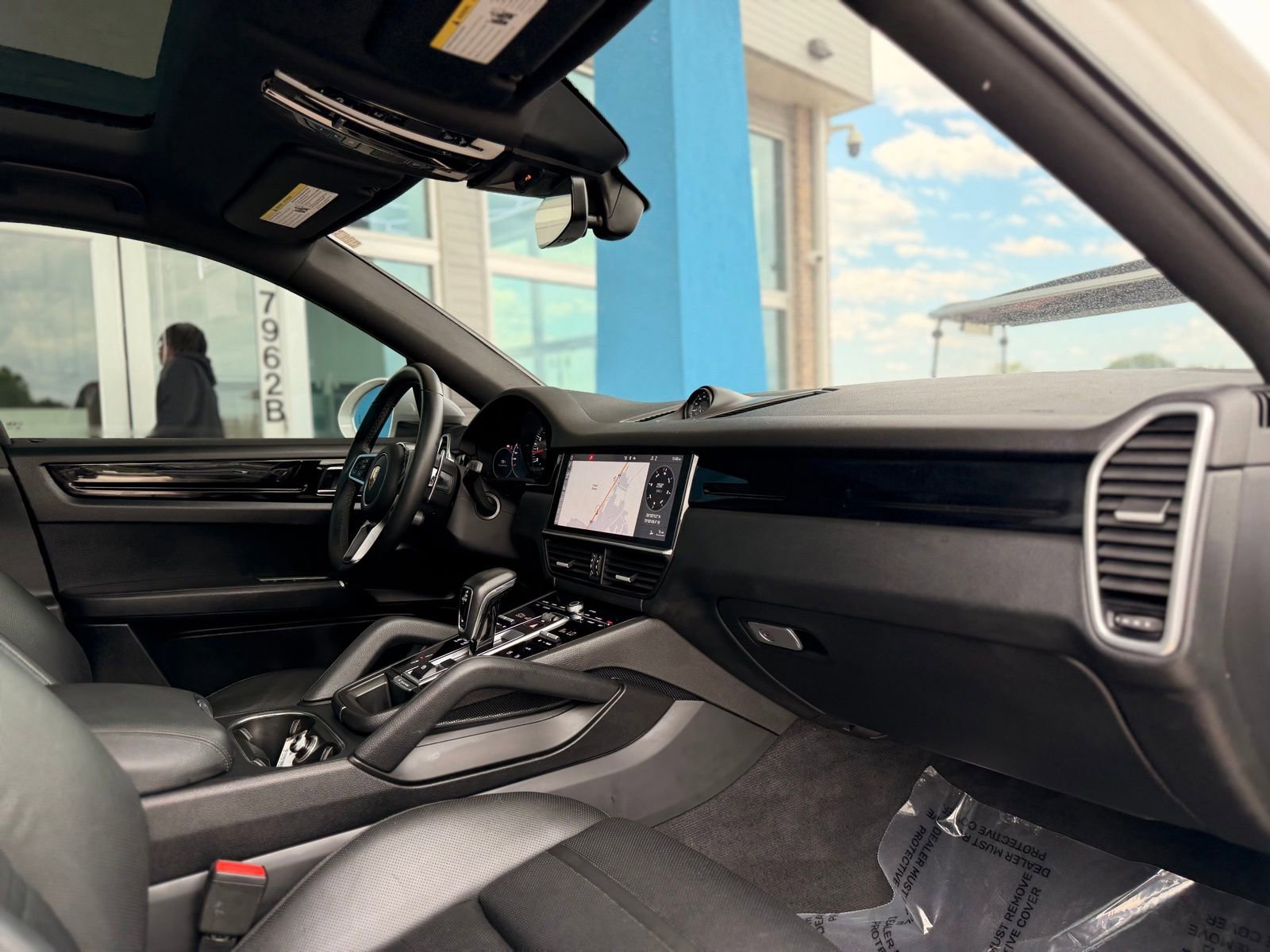 Used 2020 Porsche Cayenne S AWD/4WD image 36