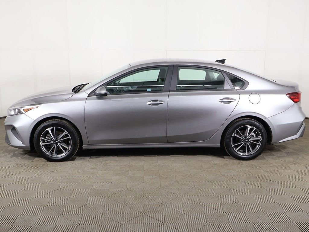 Used 2023 Kia Forte LXS FWD image 15
