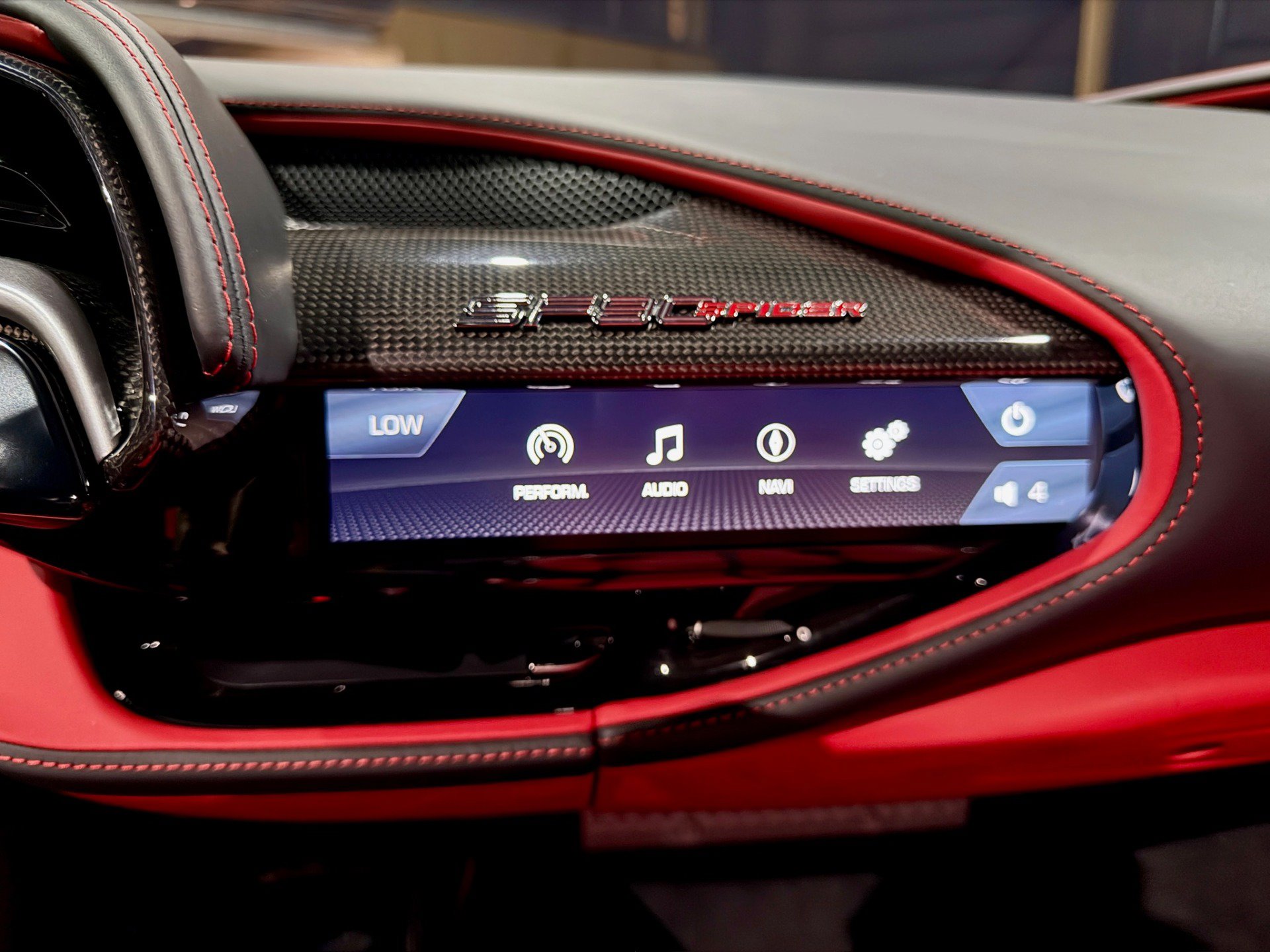 Used 2025 Ferrari SF90 Spider AWD/4WD image 28