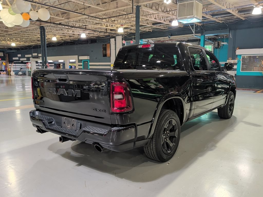 Used 2025 RAM 1500 Big Horn AWD/4WD image 8